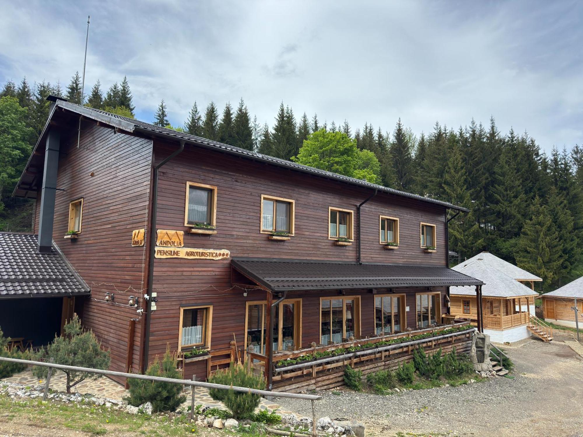 Andolia Villa Moeciu De Sus Exterior photo